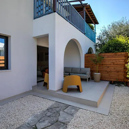 Dhalila - Stunning Garden By Vichy Holidays * Paphos