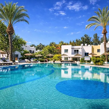 Lägenhet Dhalila - Stunning Garden By Vichy Holidays Paphos